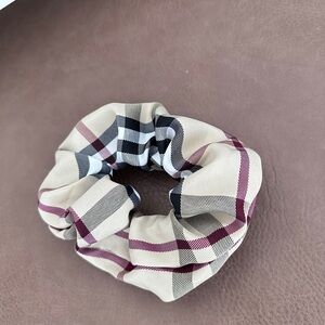 Chic Plaid Hair Scrunchie Classic Checkered Pattern